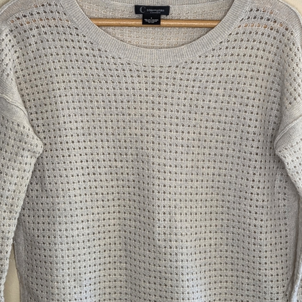 C by Bloomingdales | Cashmere Beige Open Knit Sweater Size Small Elevated Basic - Picture 2 of 5